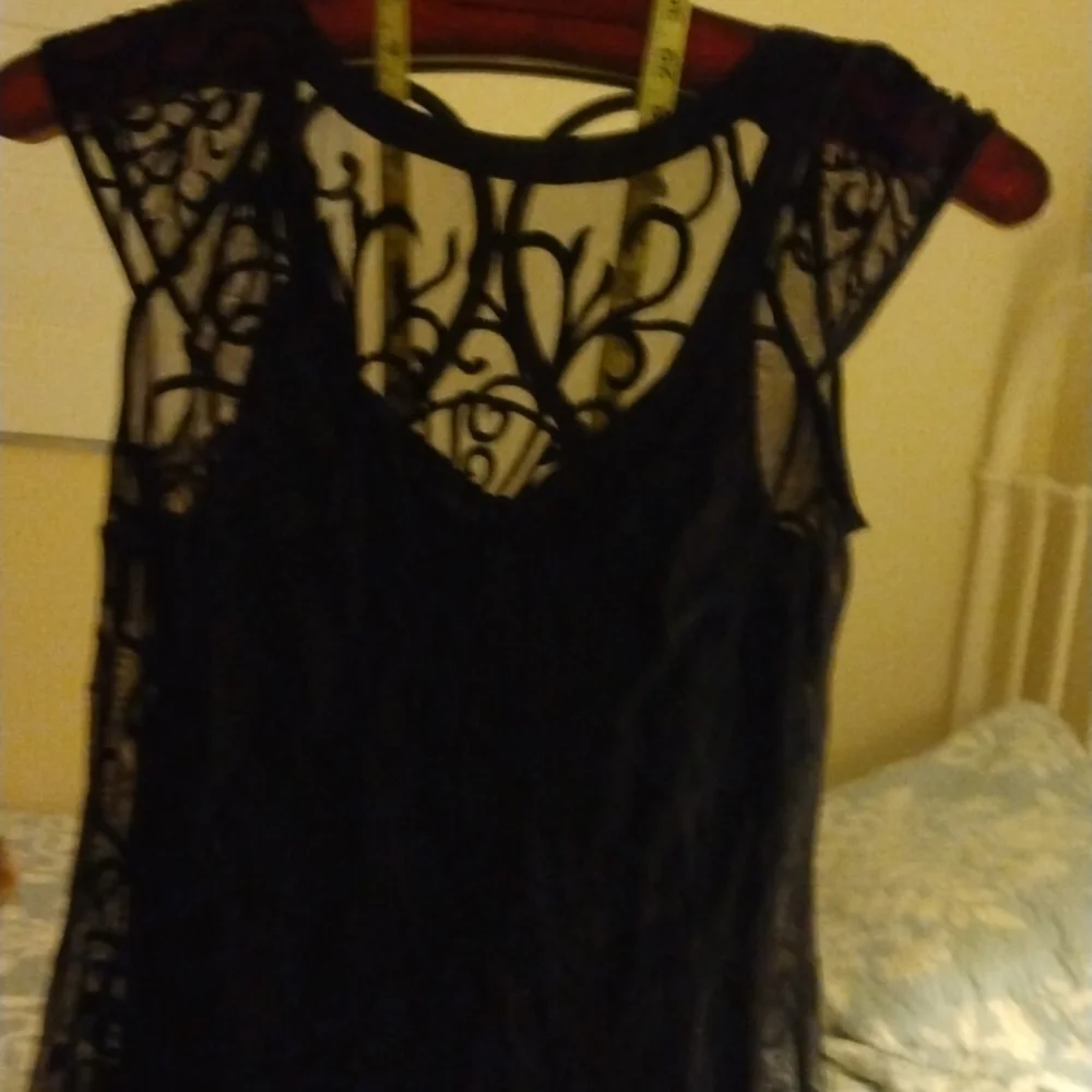 Dress - Picture 2 of 5